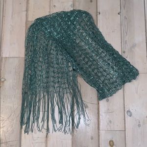 Lightweight scarf